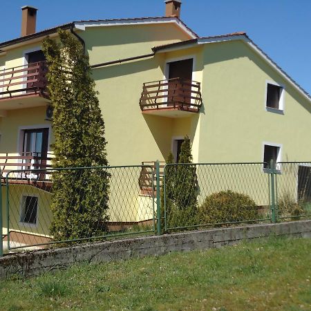 Apartmán Holi Čavle Exteriér fotografie